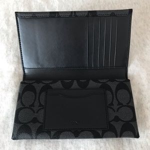 - SOLD - 🆕 Coach F32625 Men’s Phone Wallet